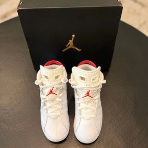 Jordan 6 Retro (PS) - Kids 1Y - White/University Red-Black - New Never Worn